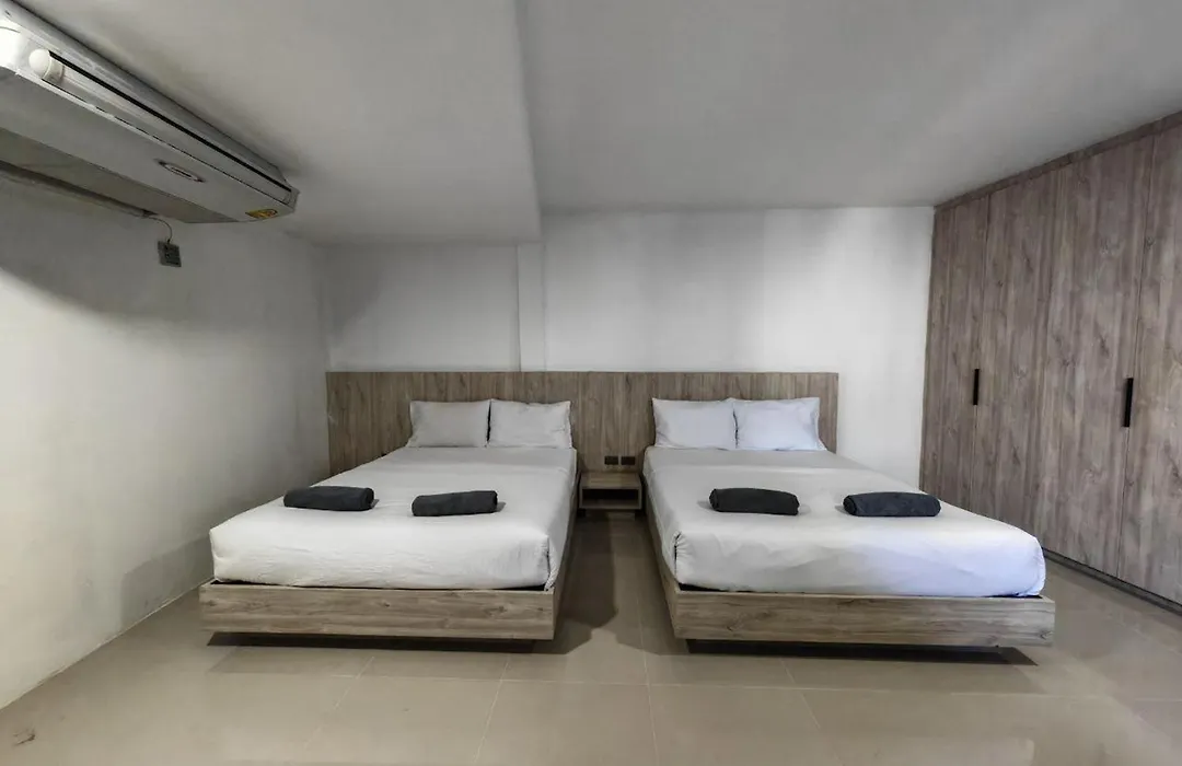 All Day Hostel At Bts Bang Chak-1